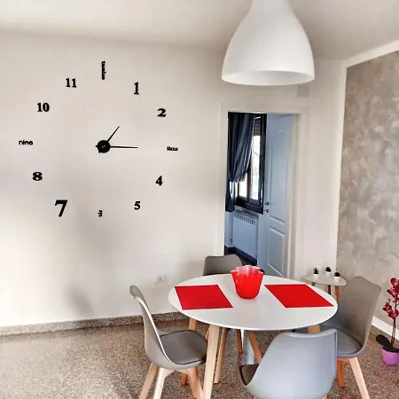 Red Tower Venice - 2 Mins From Vce Airport- Free Wifi 度假居 *