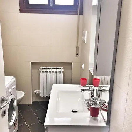 度假居 Red Tower Venice - 2 Mins From Vce Airport- Free Wifi *